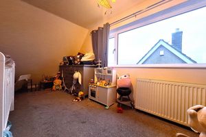 Bedroom - click for photo gallery